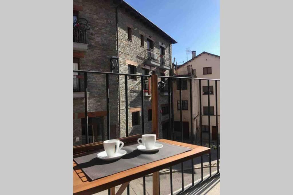 Puigcerda Centro. Acogedor Apartament En El Pueblo エクステリア 写真